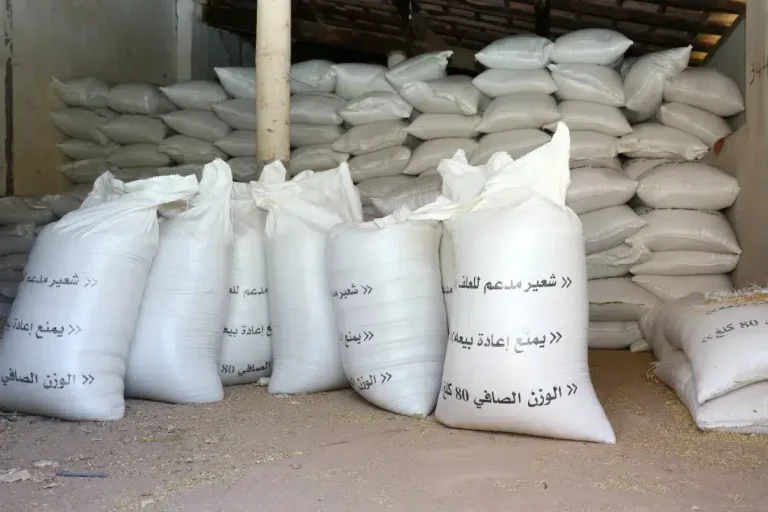 إدانة موظف بالحبس النافذ بسبب اختلاس كمية مهمة من الشعير