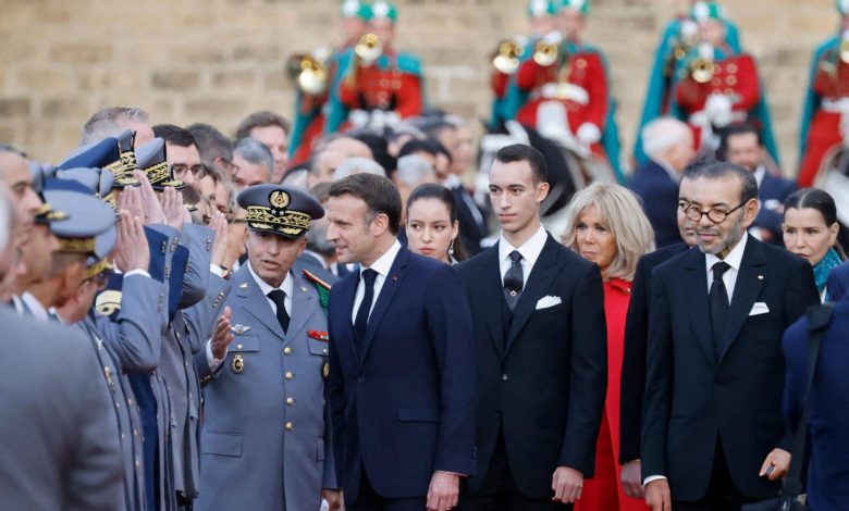 المغرب وفرنسا يوقعان على مجموعة من الاتفاقيات المغرب وفرنسا يوقعان على مجموعة من الاتفاقيات