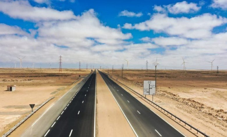 انتهاء الأشغال الكبرى بالطريق السريع الرابط بين تيزنيت و الداخلة انتهاء الأشغال الكبرى بالطريق السريع الرابط بين تيزنيت و الداخلة