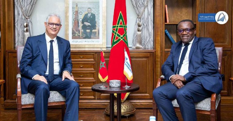 بركة يناقش مع وفد عن البنك الدولي تقدم مشاريع الربط الطرقي لميناء الناظور غرب المتوسط