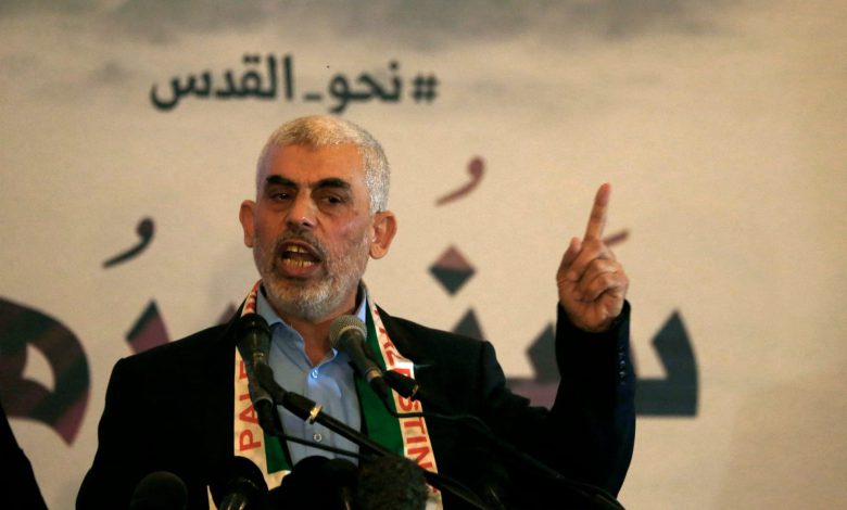 بعد تقارير اغتياله.. من هو الخليفة المحتمل ليحيى السنوار؟ بعد تقارير اغتياله.. من هو الخليفة المحتمل ليحيى السنوار؟