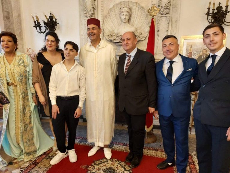 قنصلية المغرب بنابولي تخلد ذكرى ال25 لعيد العرش المجيد