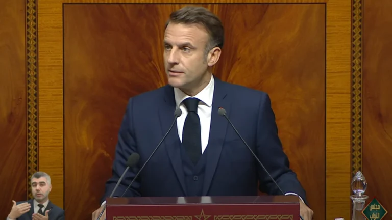 “مناهضو التطبيع” يدينون وصف ” ماكرون” المقاومة الفلسطينية بـ”الإرهاب”