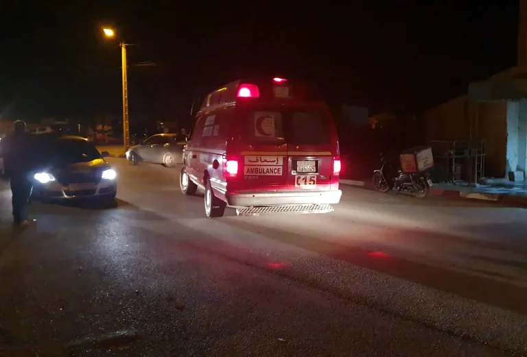 جرسيف.. شجار عنيف يخلّف إصابة شاب عشريني بجروح بليغة (صورة) جرسيف.. شجار عنيف يخلّف إصابة شاب عشريني بجروح بليغة (صورة)