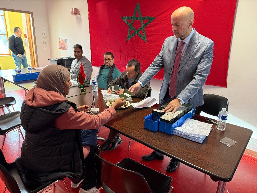 فرنسا.. قنصلية متنقلة لفائدة مغاربة منطقة ايريز بليون