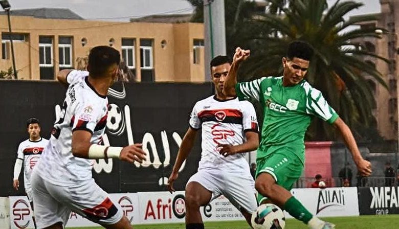 أحداث شغب في مباراة شباب المحمدية ضد الدفاع الجديدي أحداث شغب في مباراة شباب المحمدية ضد الدفاع الجديدي