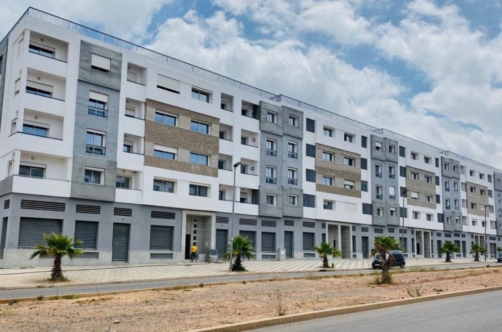 الدعم الاجتماعي يدفع المنعشين العقاريين لرفع الأسعار و التهافت على اقتناء الأراضي