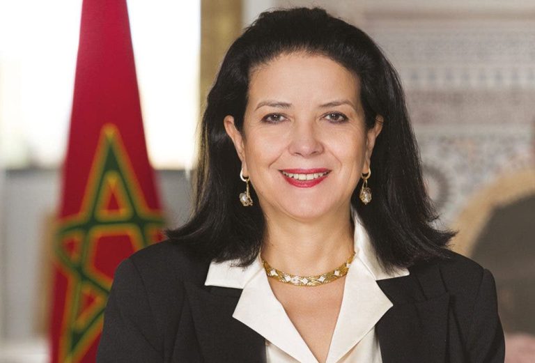 السغروشني: الحكومة تولي أهمية كبرى للتكوين الرقمي