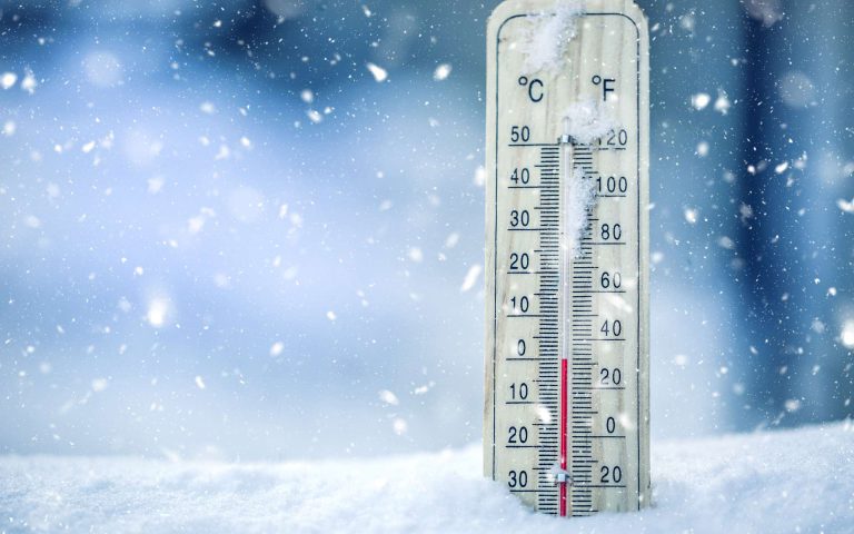 طقس اليوم الخميس.. صقيع وسحب منخفضة مع أمطار متفرقة