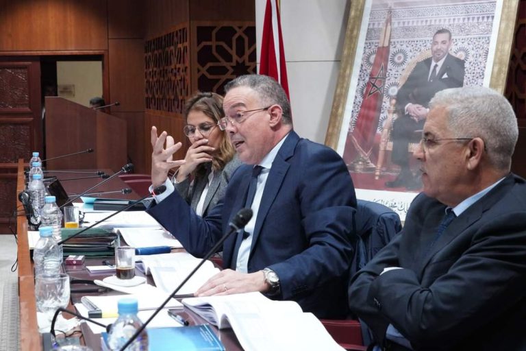 بالأغلبية.. لجنة برلمانية تصادق على الجزء الأول من مشروع قانون مالية 2025