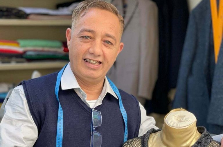 بسبب فيلم “اللي وقع فمراكش يبقى فمراكش”.. الفنان رفيق بوبكر داخل سجن أكادير