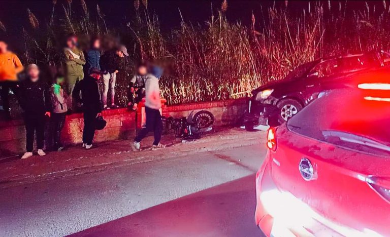 تطوان: مصرع شخص وإصابة آخر في حادثة سير مروعة تطوان: مصرع شخص وإصابة آخر في حادثة سير مروعة