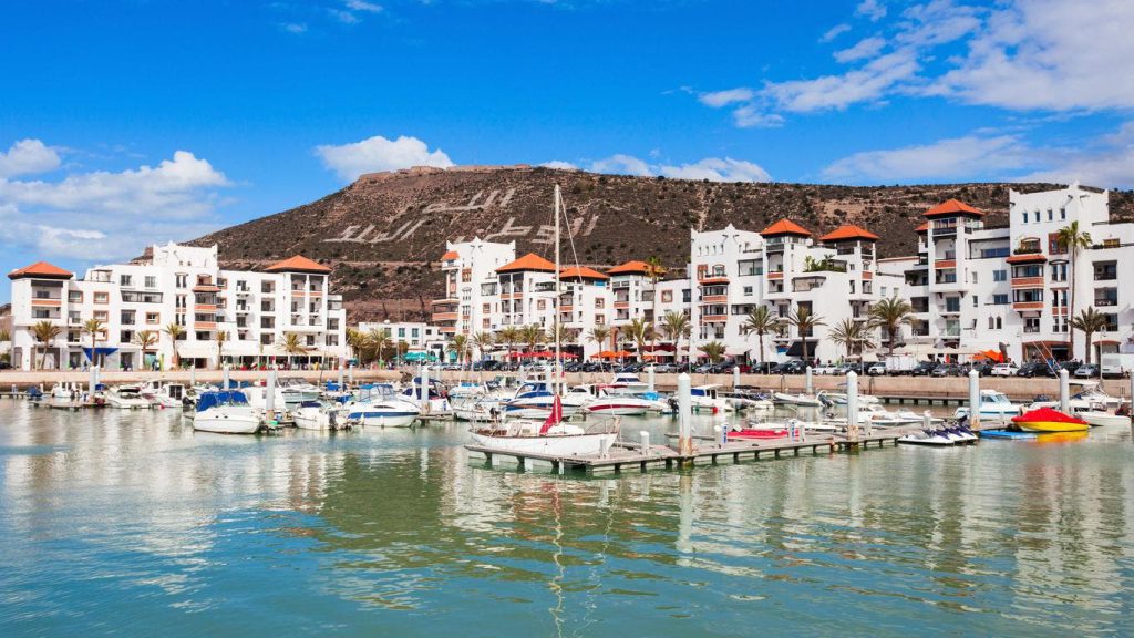المغرب يتراجع في مؤشّر تنمية السياحة و السفر لعام 2024