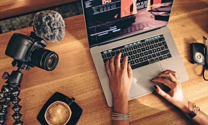 صناع المحتوى عبر الإنترنت يهددون بنهج أساليب مبتكرة للتهرب الضريبي