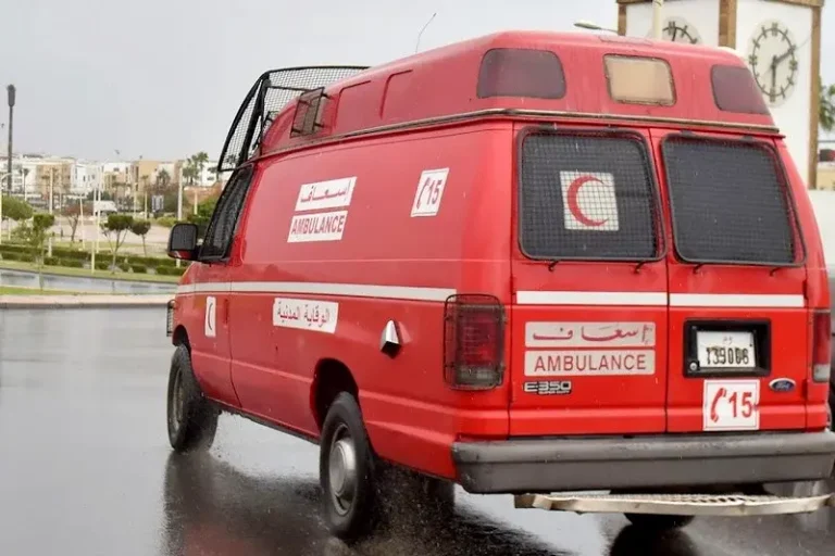 وجدة .. إقدام اربعيني على محاولة انتحار برمي نفسه من طابق منزله وجدة .. إقدام اربعيني على محاولة انتحار برمي نفسه من طابق منزله