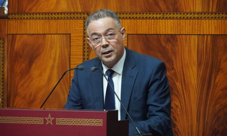 لقجع يعد بمراجعة الضريبة عن دخل المتقاعدين لقجع يعد بمراجعة الضريبة عن دخل المتقاعدين