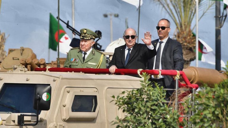 مشاركة طائرات تعود للحقبة السوفياتية في العرض العسكري الجزائري
