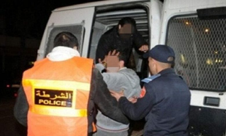 مقتل تلميذ قاصر بطنجة…قاضي التحقيق يقرر إيداع 6 متهمين السجن مقتل تلميذ قاصر بطنجة…قاضي التحقيق يقرر إيداع 6 متهمين السجن