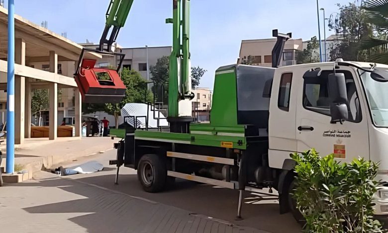 سقوط مروع من رافعة ينهي حياة عامل عرضي بالنواصر (صورة) سقوط مروع من رافعة ينهي حياة عامل عرضي بالنواصر (صورة)