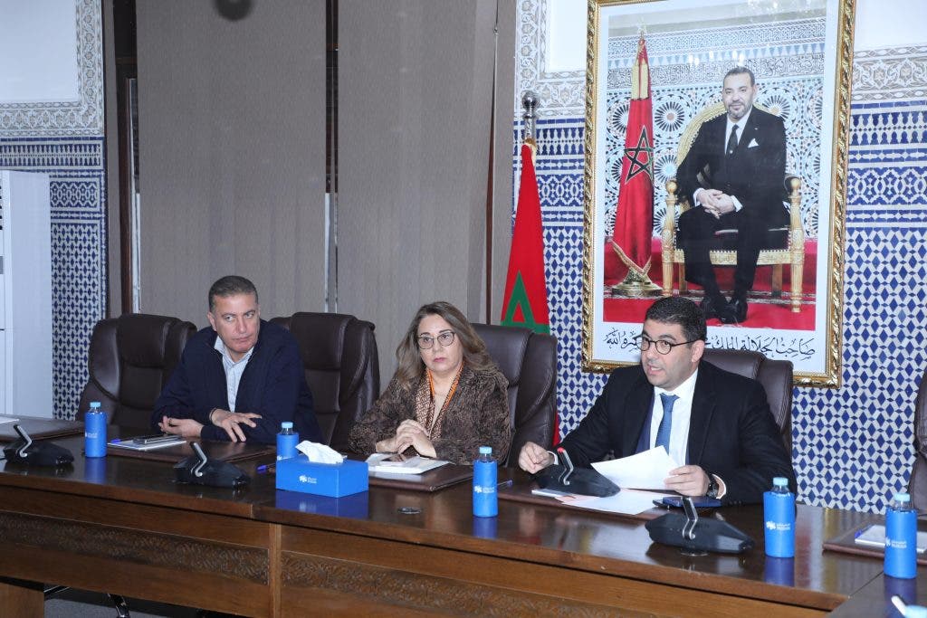 الأصالة والمعاصرة: “معتزون بالتوجهات الاجتماعية الواردة في مالية 2025”