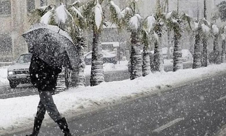 نشرة إنذارية.. زخات رعدية وتساقطات ثلجية تؤثر على بعض المناطق المغربية نشرة إنذارية.. زخات رعدية وتساقطات ثلجية تؤثر على بعض المناطق المغربية