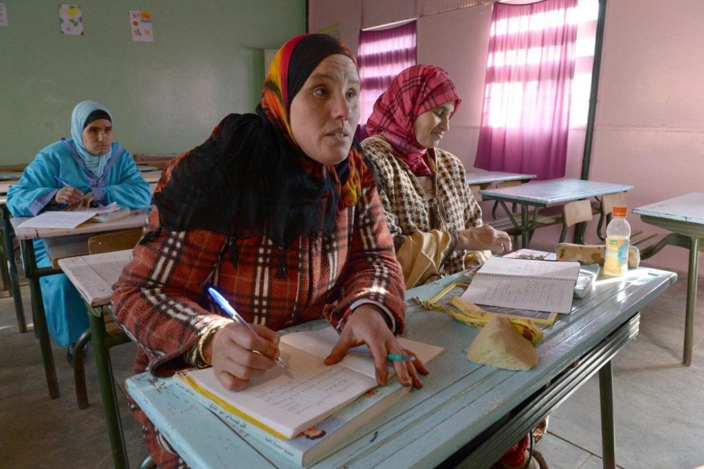 المجلس الأعلى للحسابات يقدّر عدد الأميين الجدد بـ400 ألف
