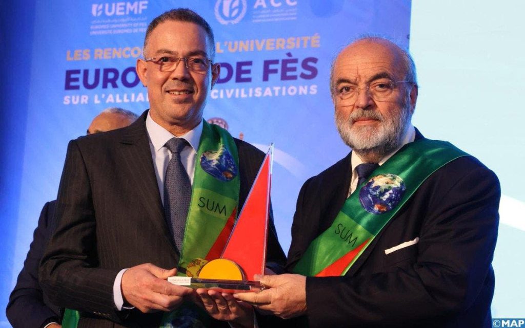 تتويج فوزي لقجع بجائزة البحر الأبيض المتوسط 2024