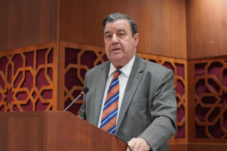 تضمن “أرقاما خطيرة”.. السنتيسي يطالب بمناقشة نتائج الإحصاء في البرلمان