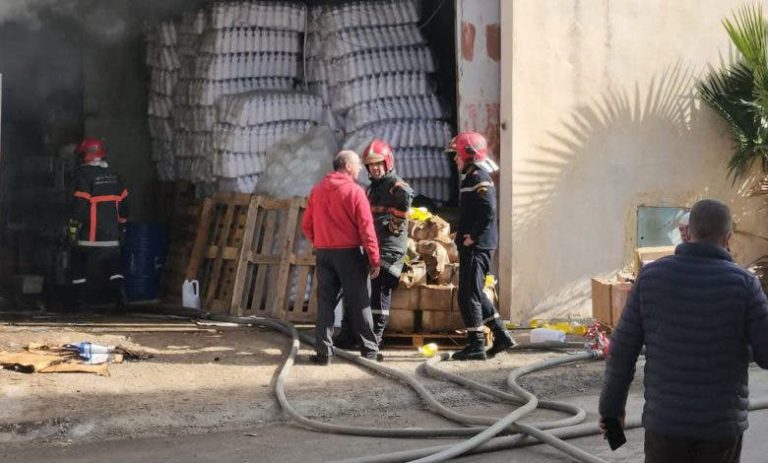 حريق يلتهم مصنع لمواد التنظيف بمدينة صفرو
