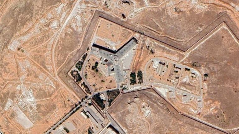 دائع الصيت في التعذيب ..فتح سجن صيدنايا قرب دمشق