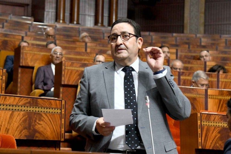 قيوح: “سنقلص مدة إجراءات المسافرين داخل المطارات إلى 25 دقيقة”