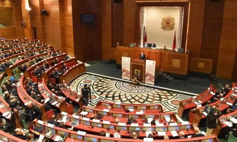 مجلس المستشارين يعقد جلسات لدراسة والتصويت على قانون المالية 2025 مجلس المستشارين يعقد جلسات لدراسة والتصويت على قانون المالية 2025