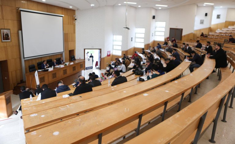 معاناة الطلبة من تطبيق “روزيتا ستون” محور استفسار نائب برلماني