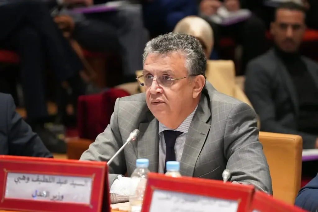 وهبي: “الدولة العميقة تراقب الانتخابات.. وترامب لم يصل إلى الرئاسة بالصدفة”