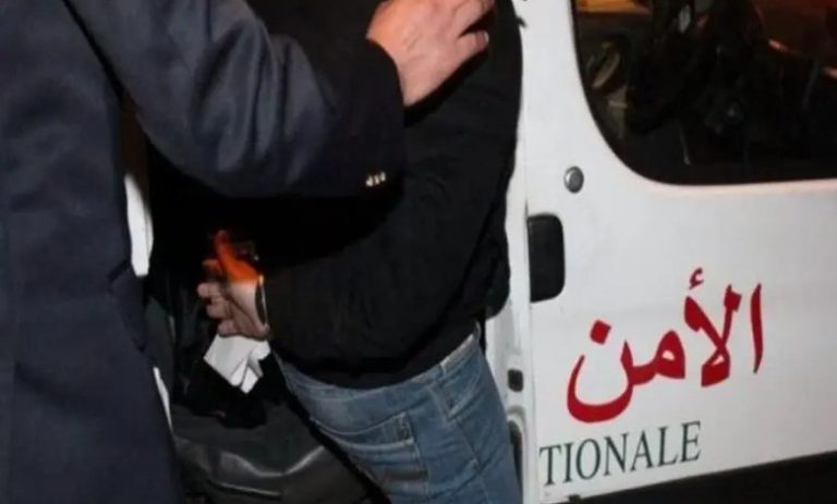 الشرطة توقف مروجين للتوظيف الوهمي في القصر الكبير.