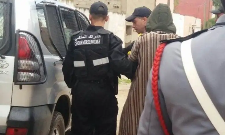 درك بيوكرى يطيح بعصابة سرقات تحت التهديد