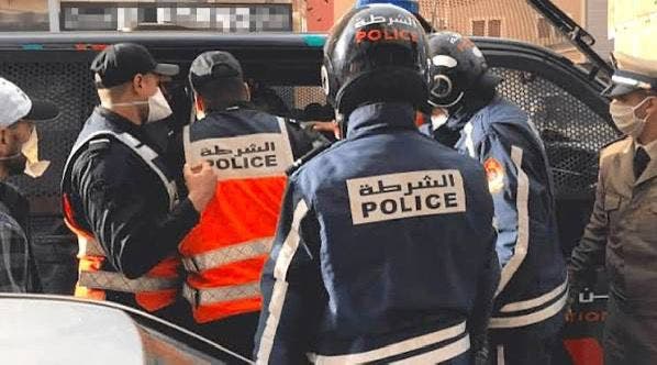 إغلاق محل بالناظور بسبب أزياء تحاكي عصابات المافيا