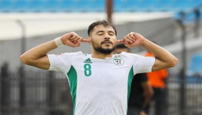عبد الله الكعبي ينتقد بلايلي: “عيب يا بلايلي.. المغرب عملت لكم ملاعب وأنت تخرب فيها” (فيديو)