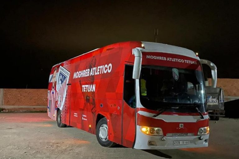 سرقة تهز المغرب التطواني.. مجهولون يقتحمون حافلة الفريق أمام سانية الرمل