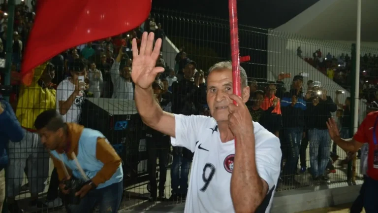نجوم الكرة يحيون ذكرى الراحل أحمد فرس في حفل تأبيني بالمحمدية