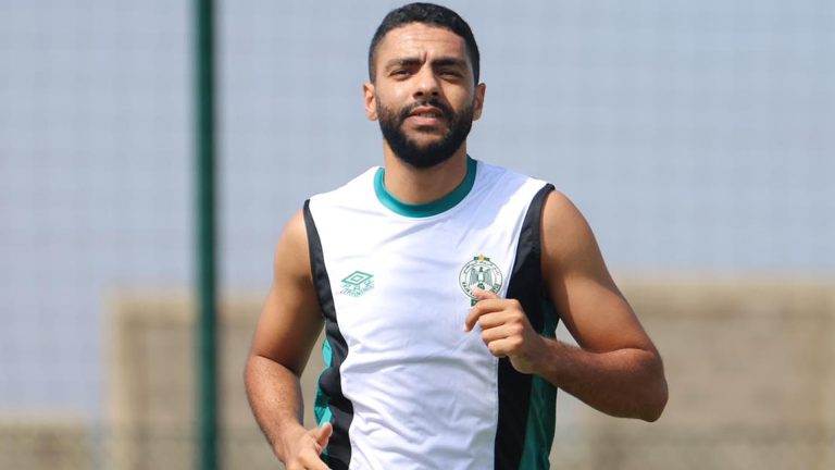 إسماعيل مقدم يغيب عن صفوف الرجاء أمام الفتح