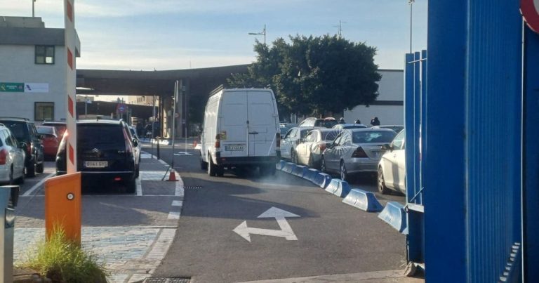 المغرب يقطع الطريق على أحزاب اليمين الإسباني ويعيد فتح جمارك مليلية المحتلة