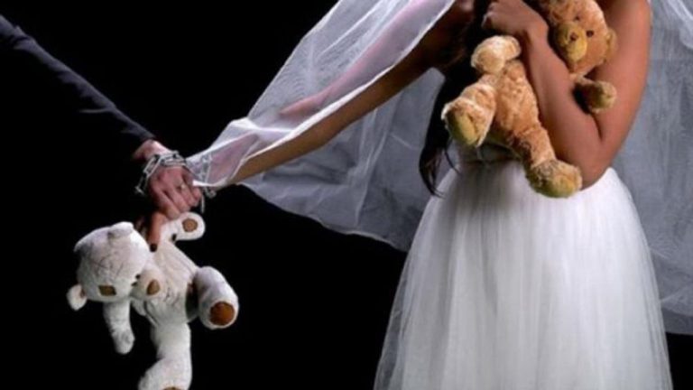 جدل واسع بعد ظهور فيديو زفاف طفلين سوريين في ريف إدلب (فيديو)