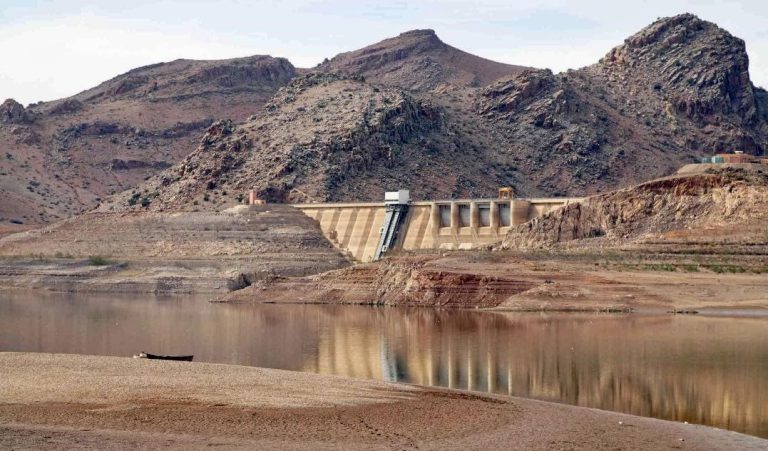 المغرب يوقع اتفاقية تعاون مع اليابان لإزالة الأوحال من قعر حوضي سبو وملوية