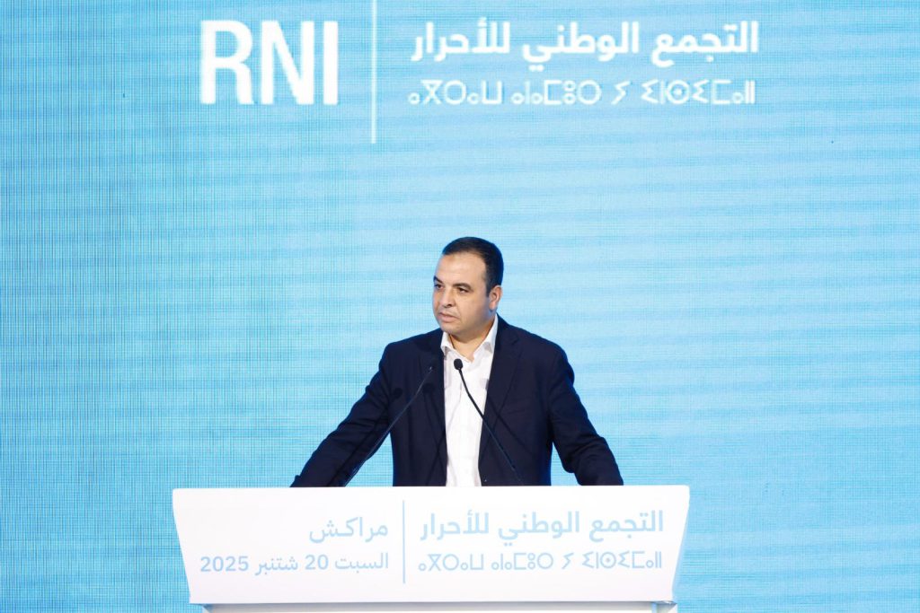 بايتاس يقصف بنكيران: حزب “الأحرار” لا يشتكي من التماسيح والعفاريت ويعمل لتحقيق التنمية