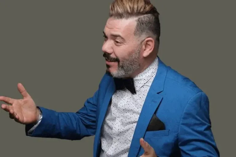 شفشاون.. إنهيار منصة أثناء سهرة لعادل الميلودي دون إصابات
