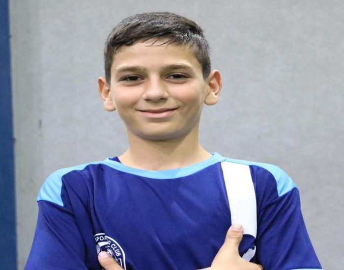مقتل لاعب فلسطيني مع 14 فردا من أسرته في غزة (صور)